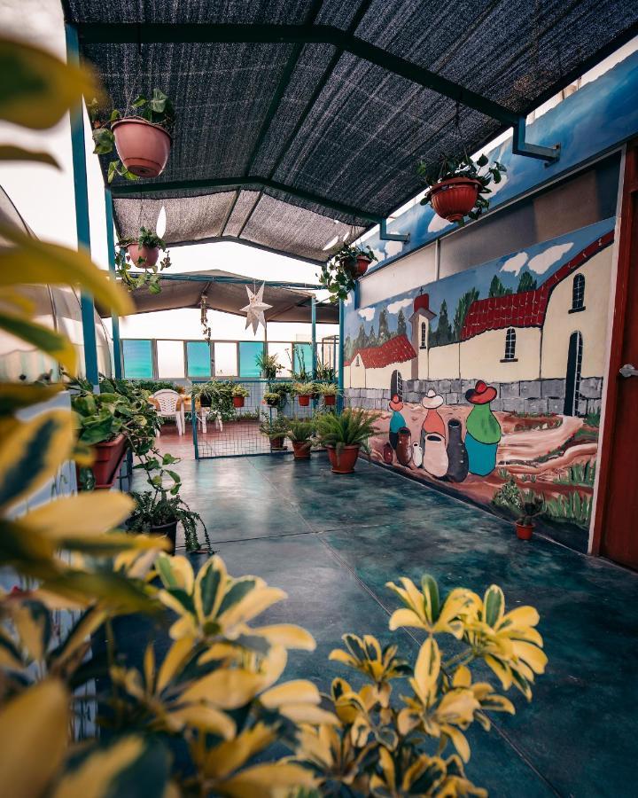 Mama Backpackers Hostel Lima Exterior photo
