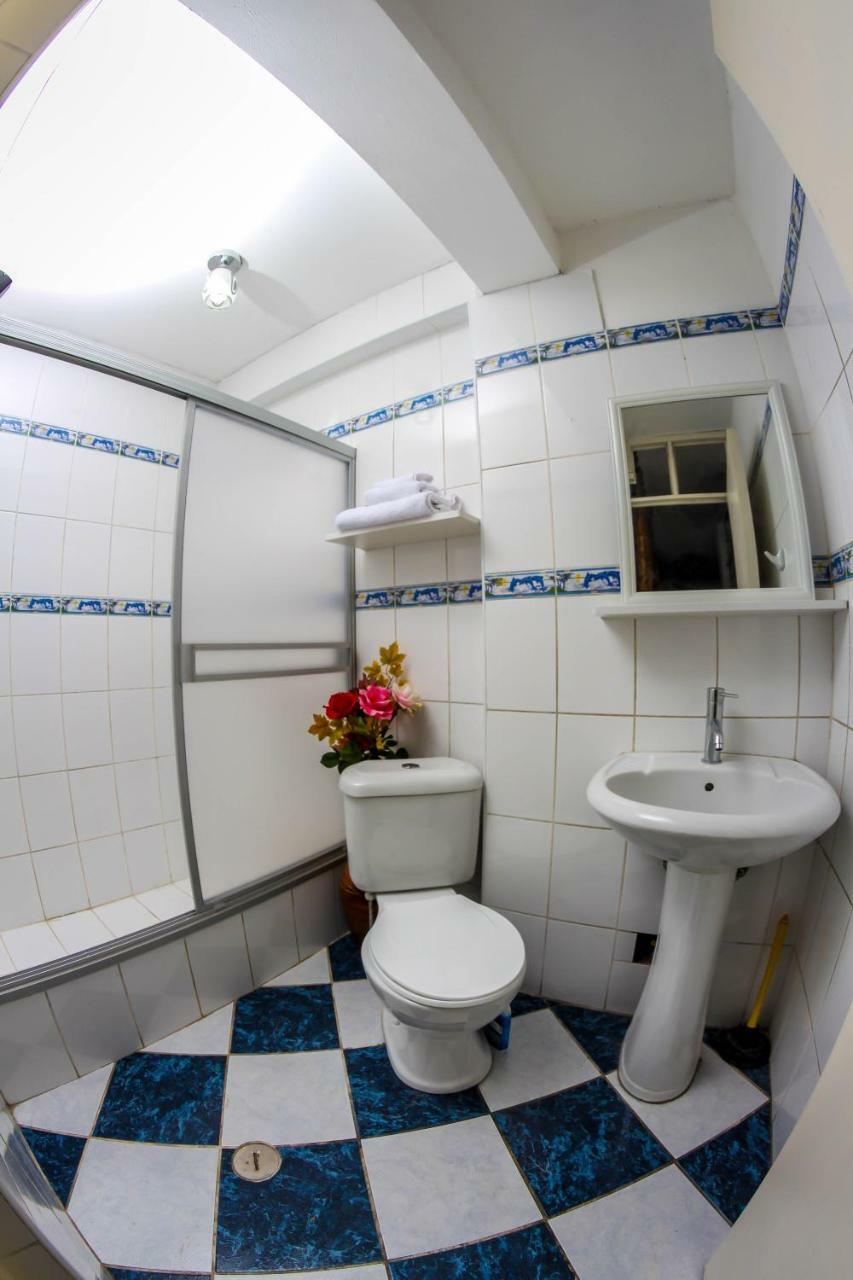 Mama Backpackers Hostel Lima Exterior photo